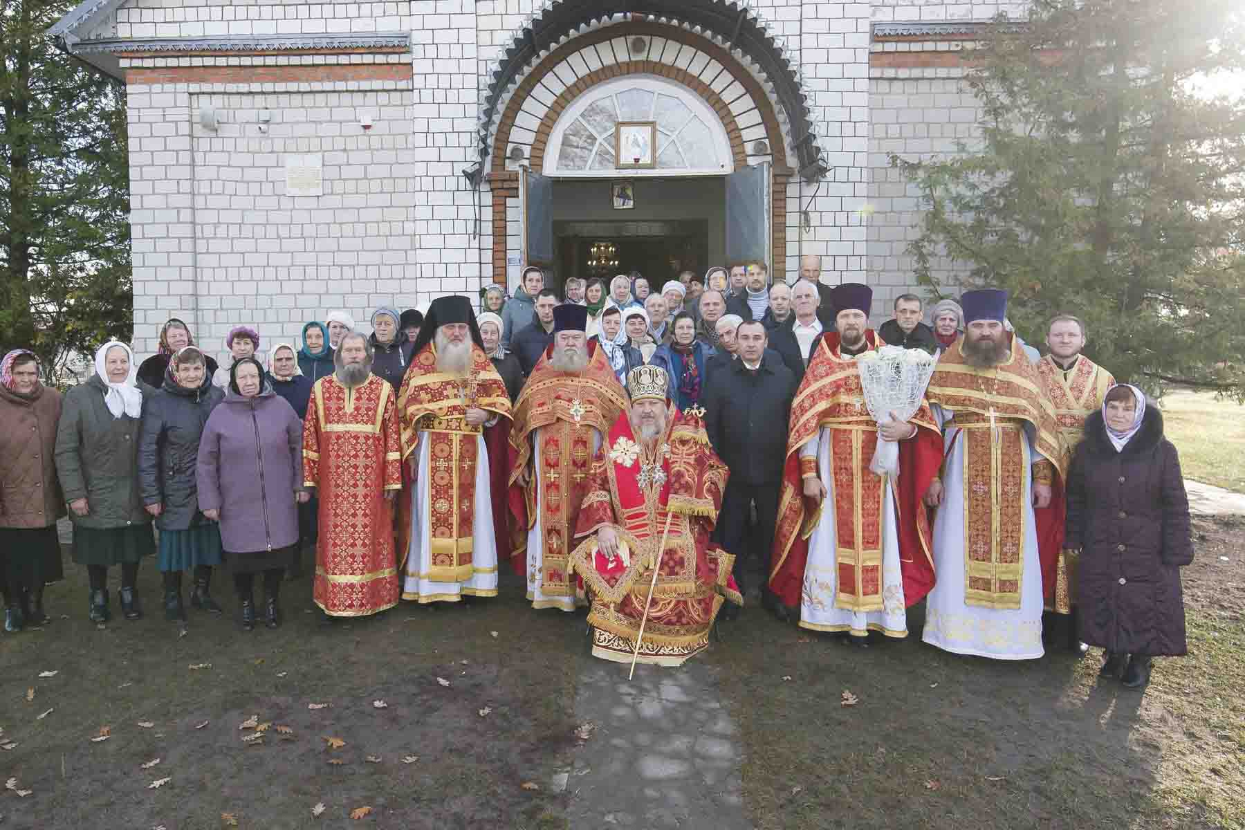 Божественная Литургия в день памяти св. вмч. Параскевы