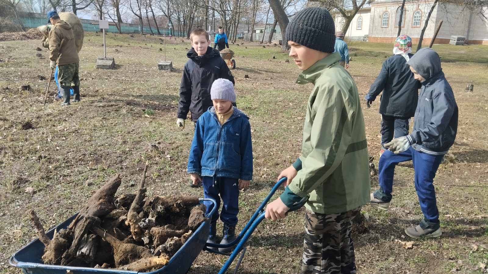С молитвенной памятью о почивших предках…
